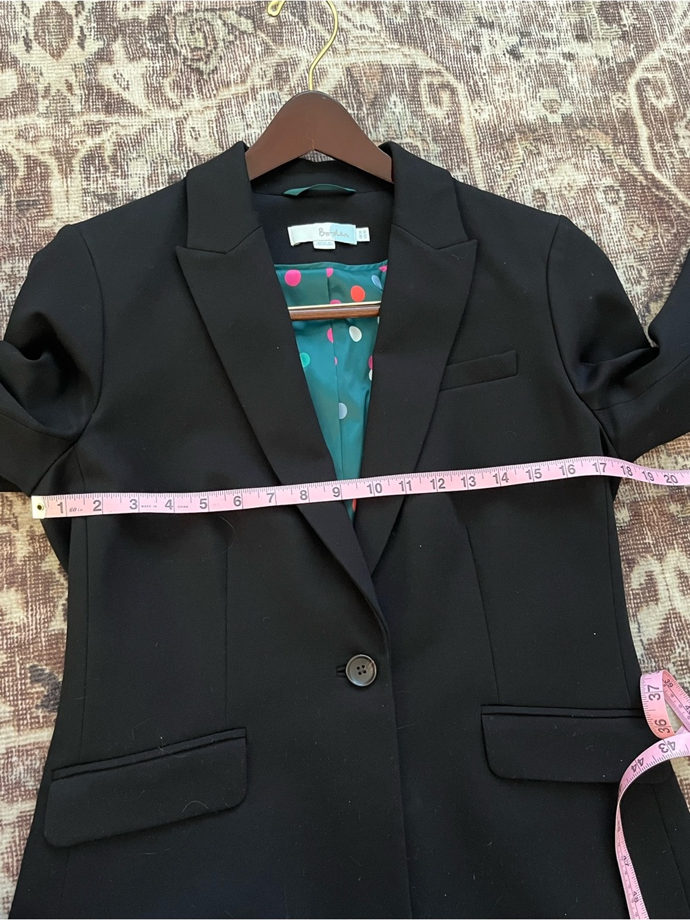 Boden women’s black pantsuit. Size 10. Classic tailoring. EUC. $50 - Picture 9 of 11